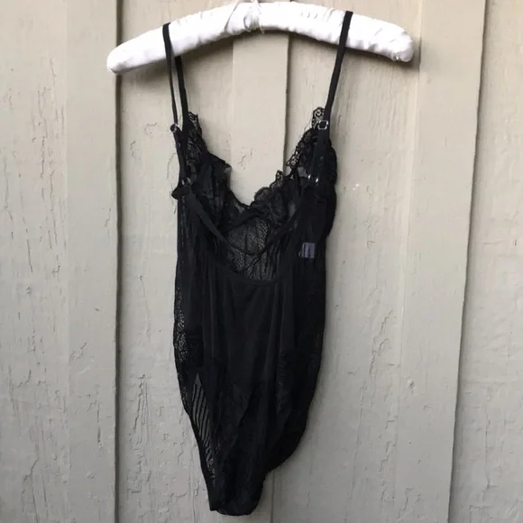 🤍new. black lace teddy - Picture 8 of 8